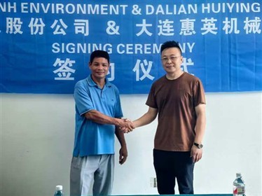 Vietnam Customer Come To Visit Our Factory in Dalian China